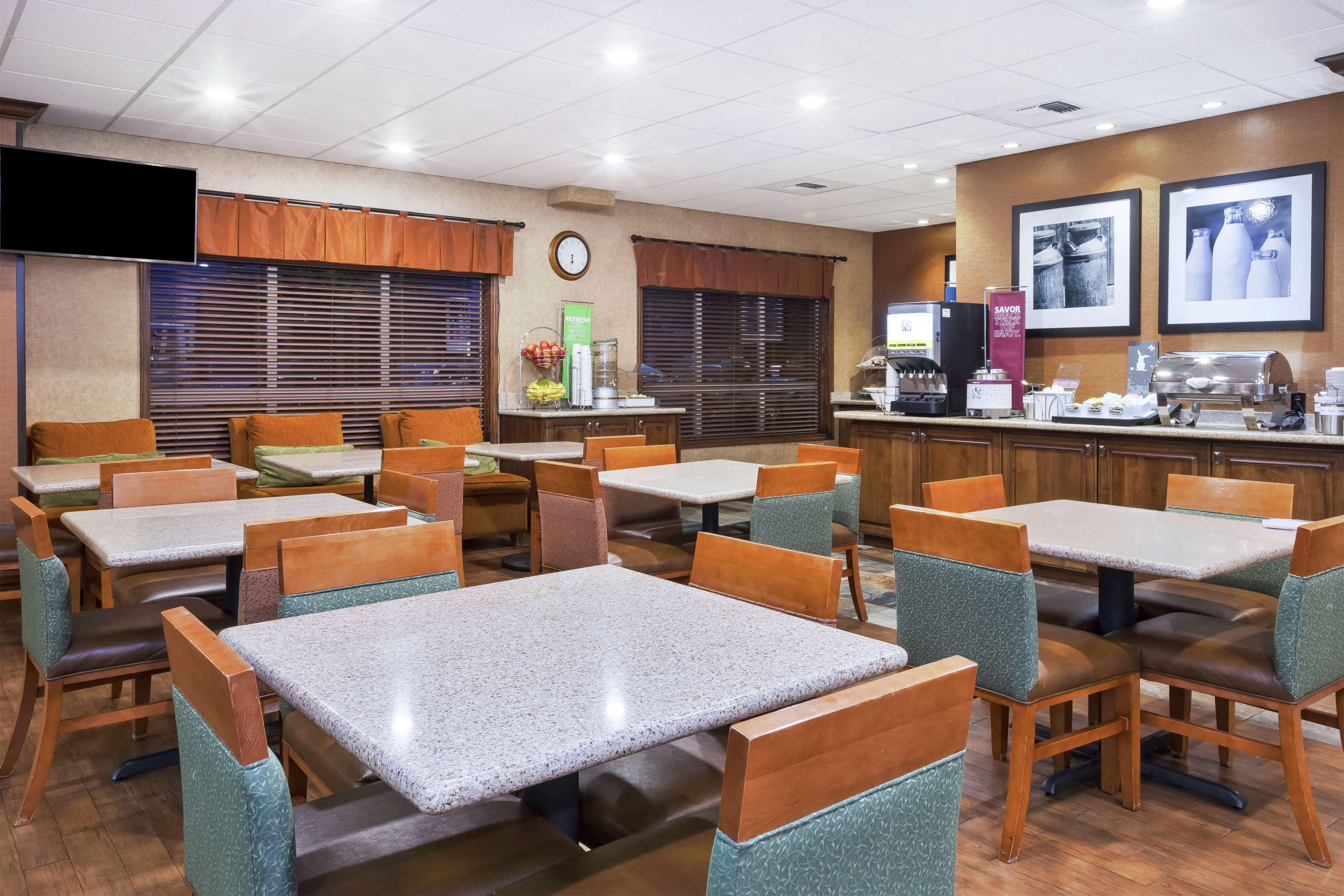 Hampton Inn Idaho Falls Exterior photo